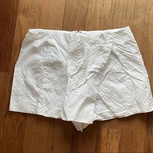 Lilly Pulitzer white skort